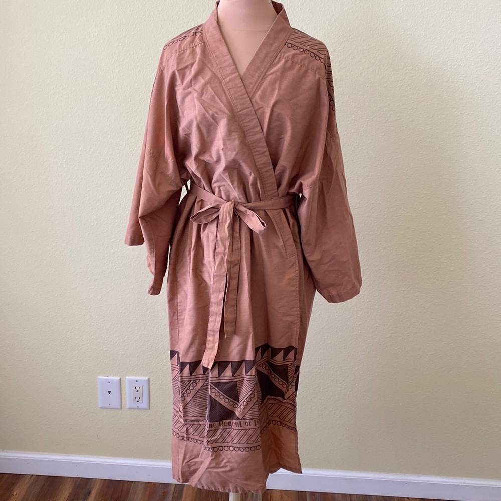 Brown Cotton Robe from the Regent of Fiji